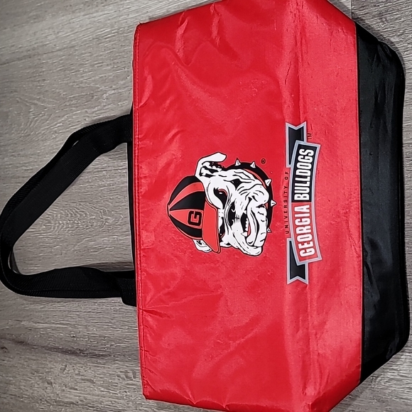 Vintage University of Georgia Bulldogs Cooler Bag - Picture 11 of 12